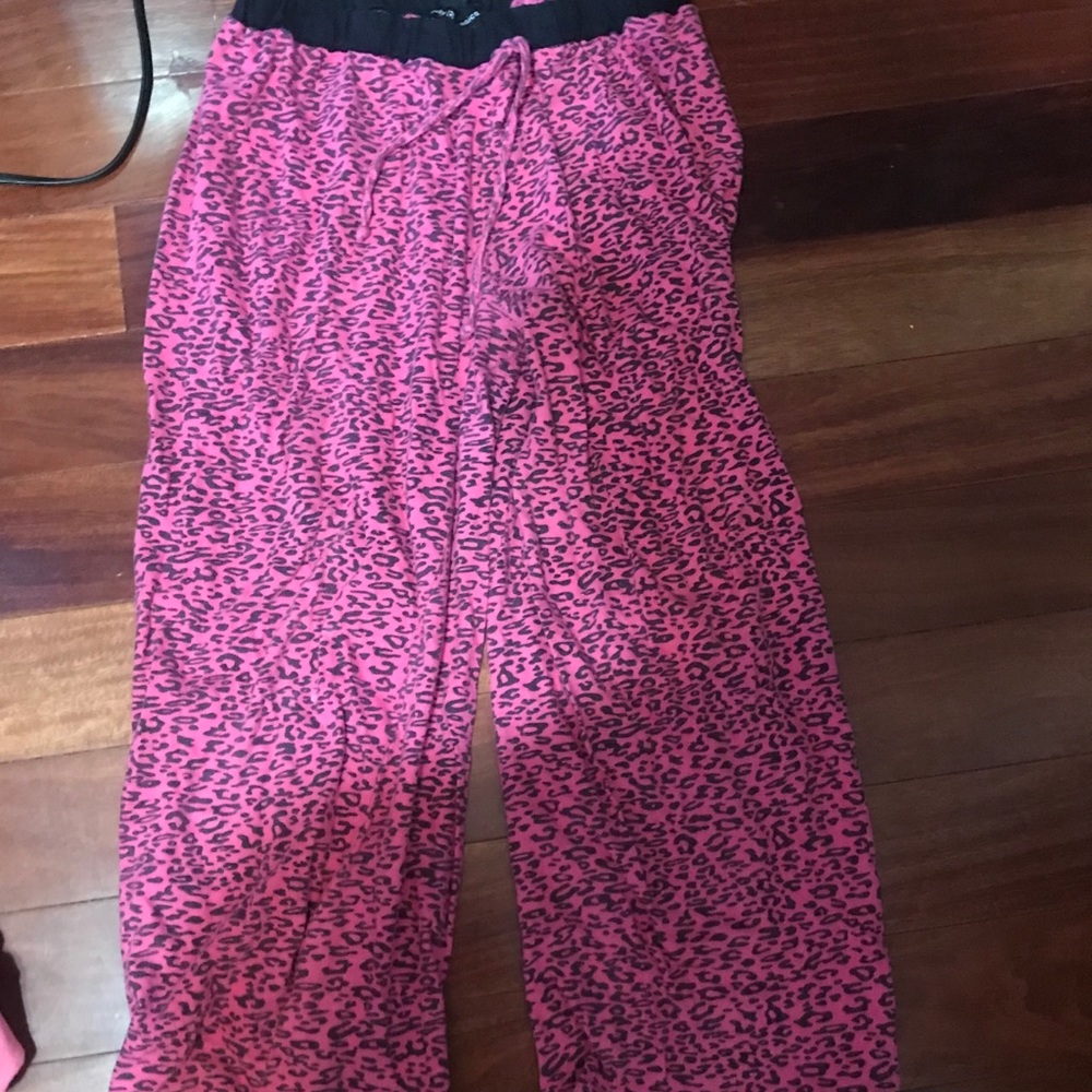 Hot pink n black leopard print pajamas